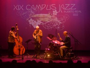 Bill frisell trio en campus jazz puerto real 