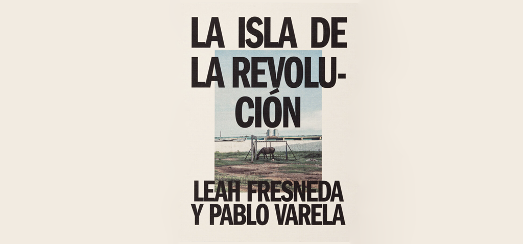 La Kursala inaugura la exposición “La Isla de la Revolución”