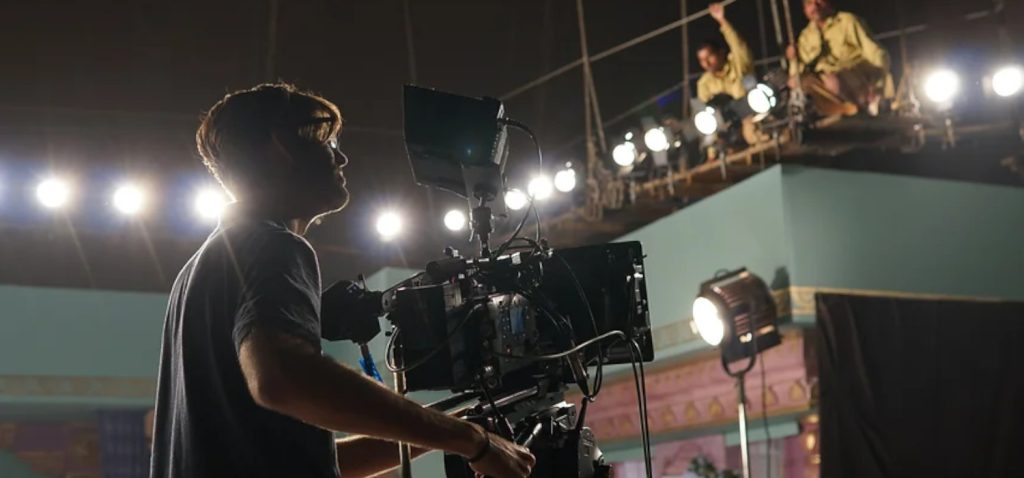 La Escuela de Cine de la UCA presenta un nuevo curso sobre dirección de fotografía de cine impartido por Daniel Sánchez-López