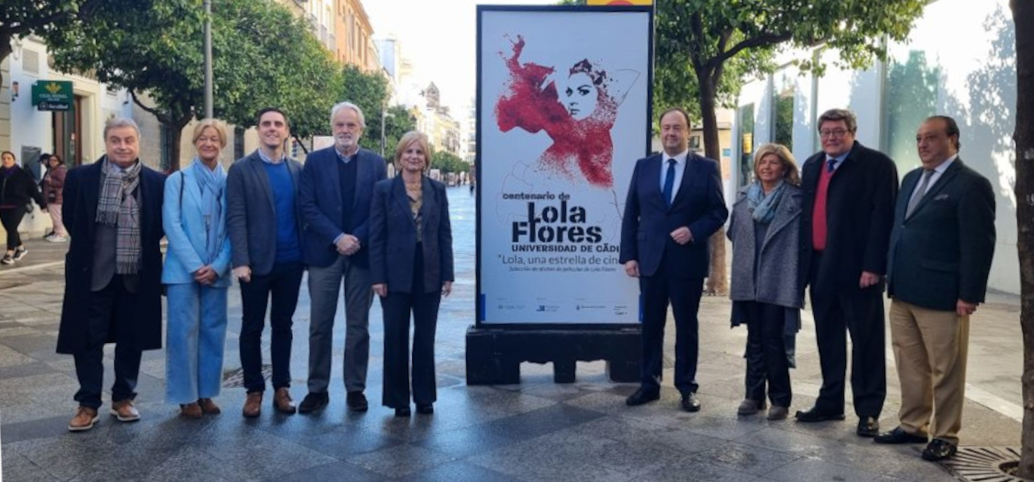 UCA y Ayuntamiento de Jerez culminan el Centenario de Lola Flores llevando al centro de la ciudad la exposición ‘Una estrella de cine’