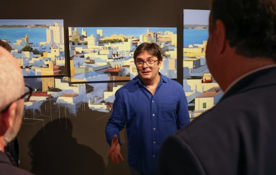 IMG La muestra ‘Cádiz 360º’ de Cecilio Chaves inaugura la nueva sala de exposiciones del Rectorado de la UCA