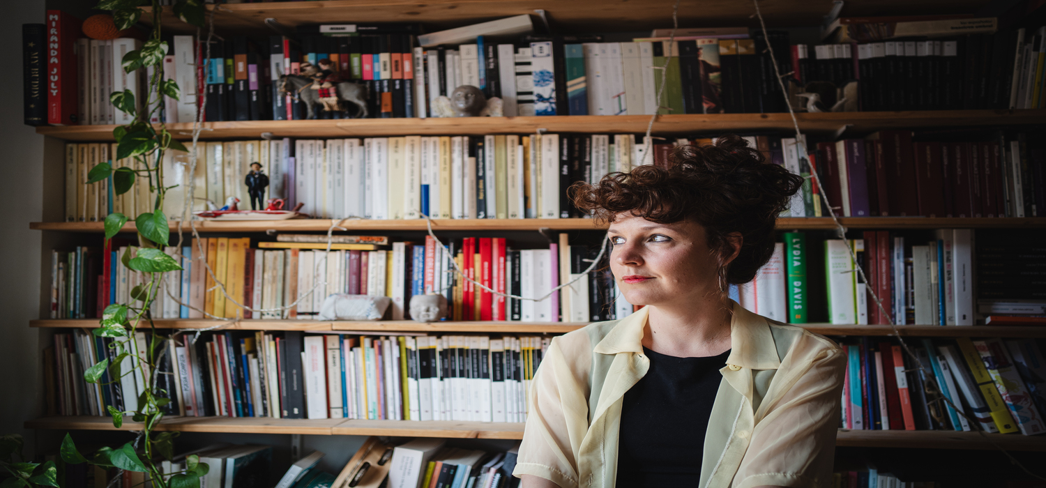 El Servicio de Extensión Universitaria de la Universidad de Cádiz presenta una nueva Presencia Literaria protagonizada por la escritora y editora Sabina Urraca